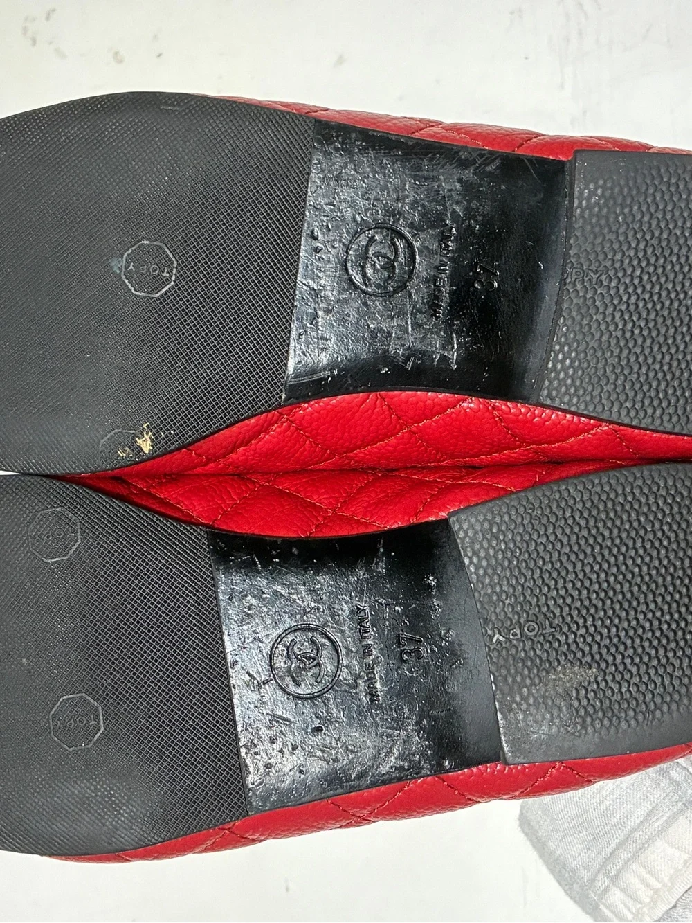 sold CHANEL Red Quilted Leather Ballet Flats with Bow and Embossed CC
